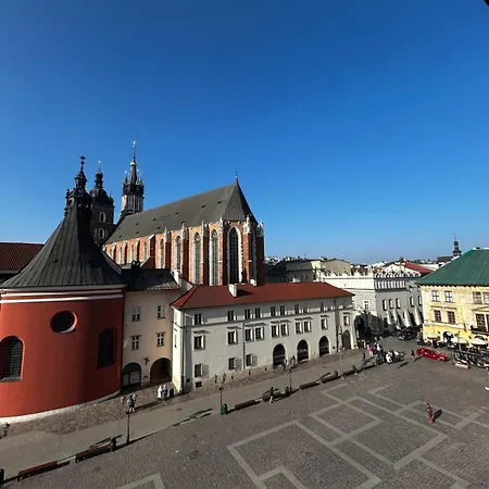 Small Market Square - Old Town-2